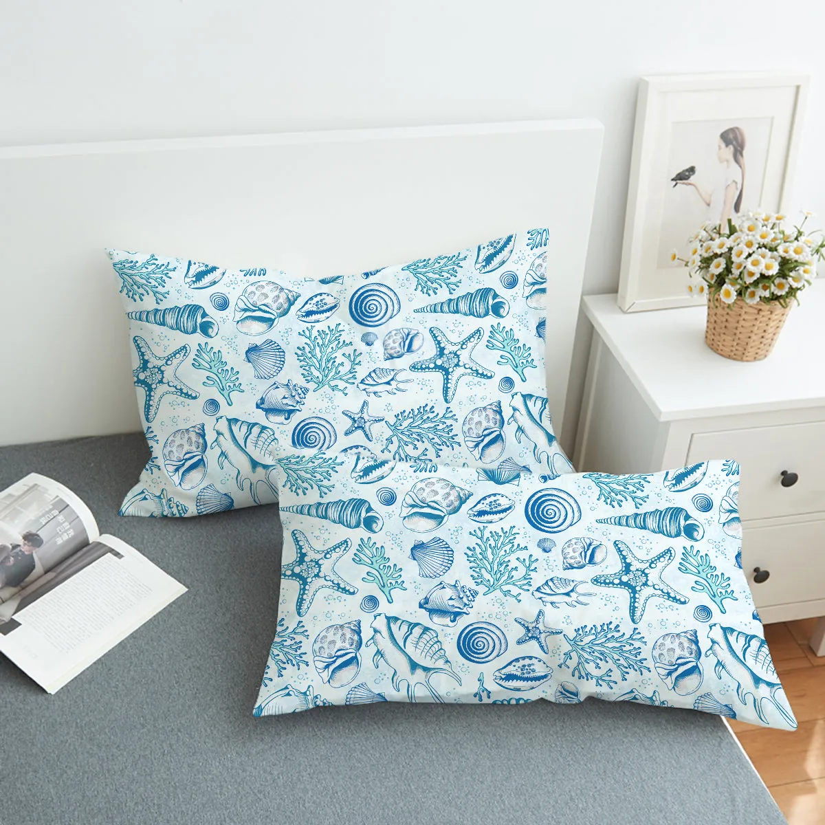 Blue Seashells Bedding Set