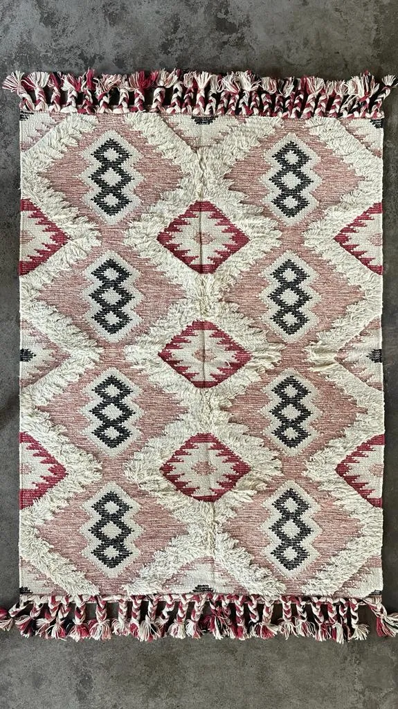 Hand Knotted Wool & Cotton RUG 38 (4.5x6.5 ft)