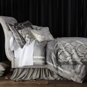 Lili Alessandra Versailles Velvet Duvet Cover