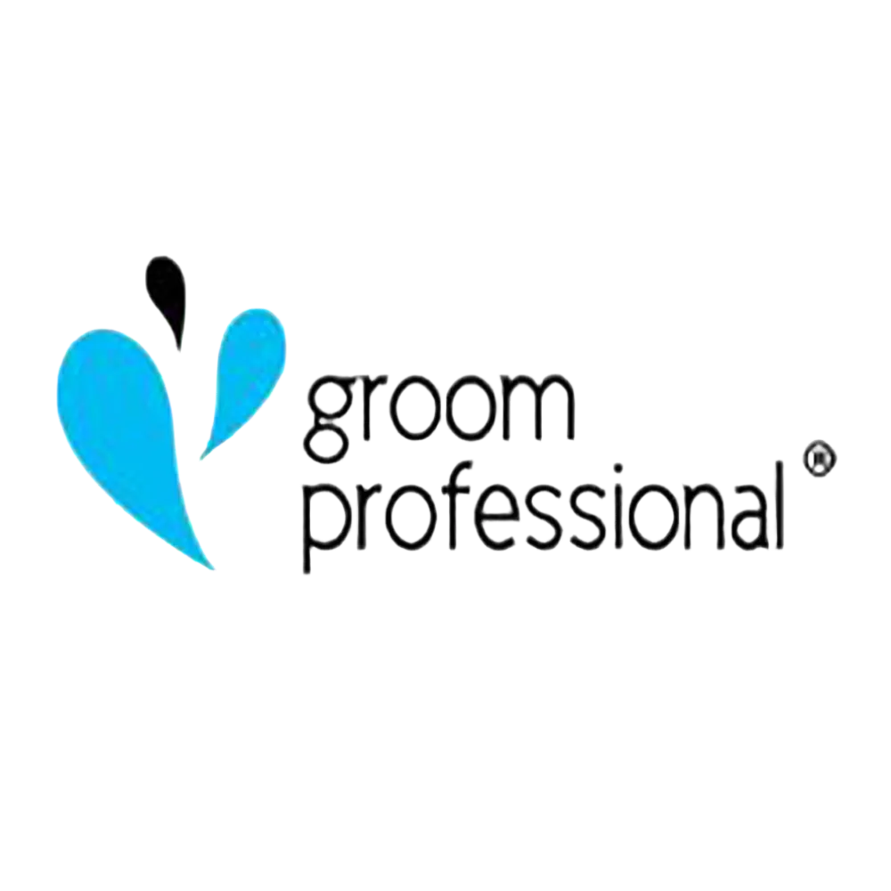 Triangle Soft Slicker by Groom Professional